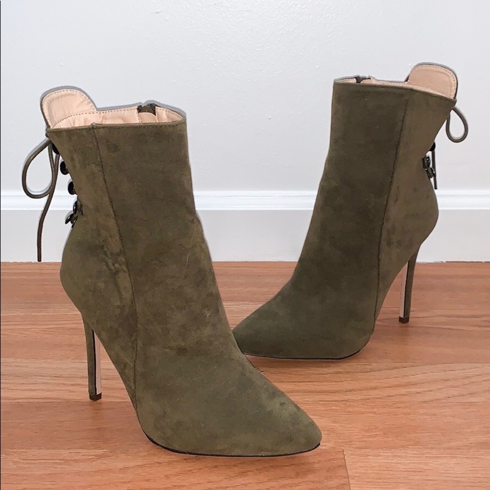 NEW Chase and Chloe Suede Lace Up Booties